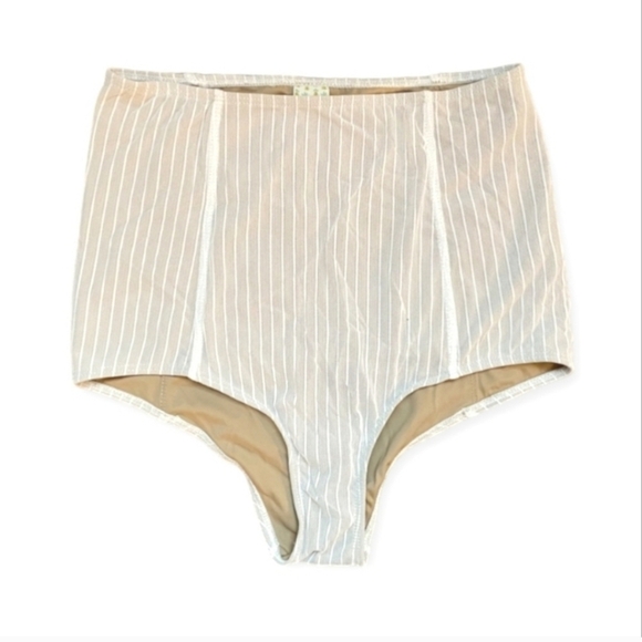 NWOT Kortni Jeane Women's White Mesh High Wiasted Bikini Swim Bottoms Size Small - Picture 1 of 5